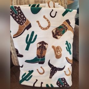 Viral Western Beach Towel-NWT